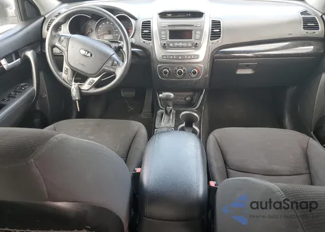 2015 Kia Sorento Lx из США, поврежденный, VIN 5XYKT3A69FG564981